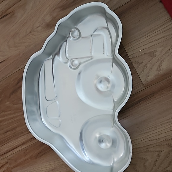 Wilton Hot Rod Jalopy Cruising Car 1974 Cake Pan (502-236) - Picture 2 of 2